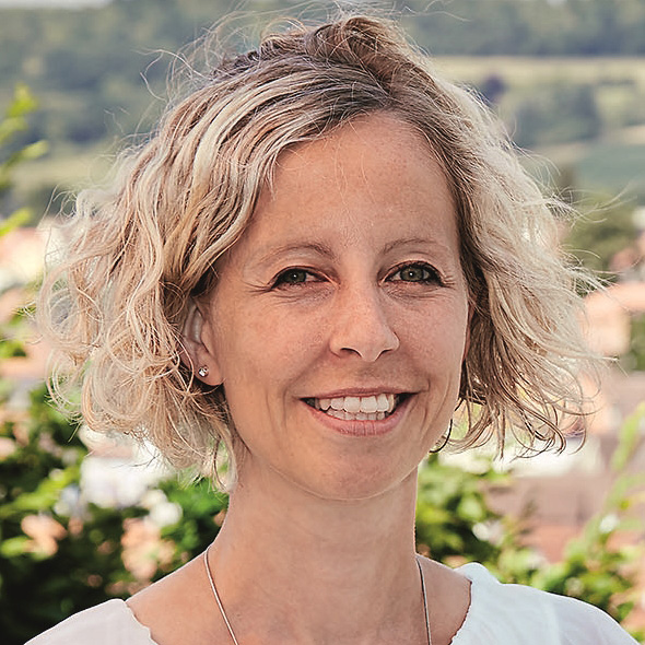  Tina Mischak